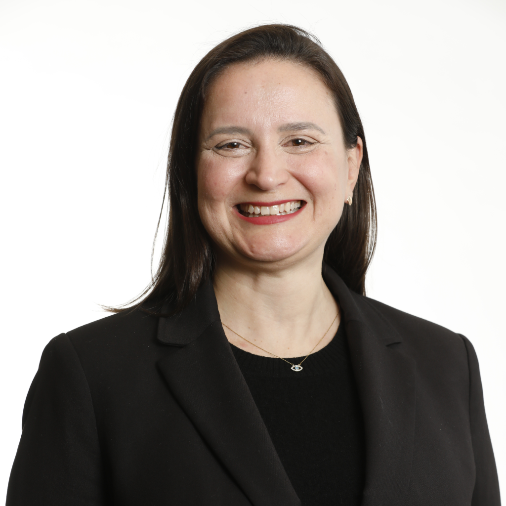 Fabiana Headshot
